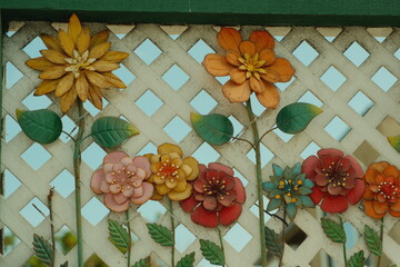 Beautiful colorful flower floral webbed fence design