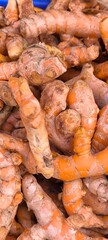Turmeric is a herbaceous plant in the ginger family with an underground rhizome.