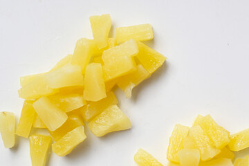 Sweet pineapple chunks in light syrup