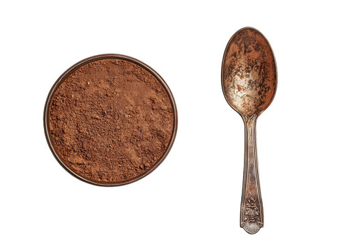 Ground coffee in a bowl with a spoon isolated on transparent background, showcasing the rich aroma and texture for coffee lovers and culinary enthusiasts