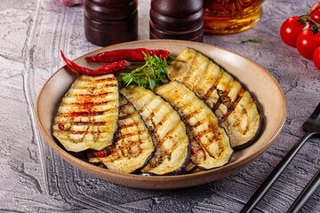 Hot grilled eggplant slices snack