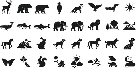 Naklejka premium Variety of wildlife animals silhouettes set isolated on transparent background
