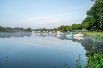 lever du jour sur le marais de Gl&eacute;nac