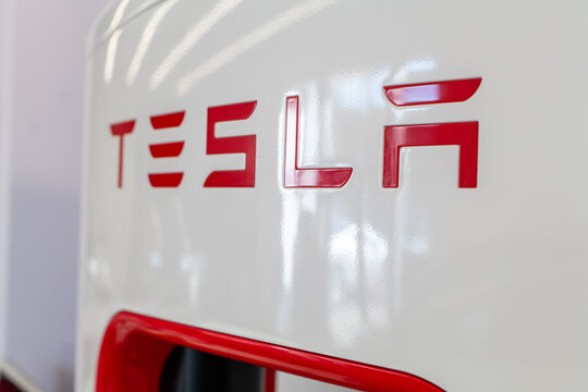 Tesla logo on Supercharger at dealership, Kansas City, Missouri