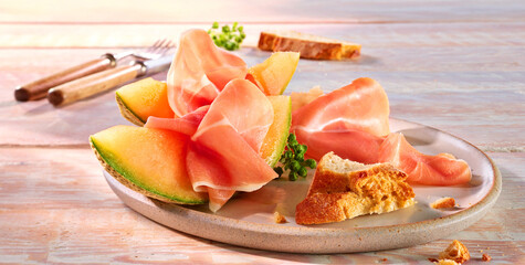 Serrano mit Melone, Schinken, Fleisch, 