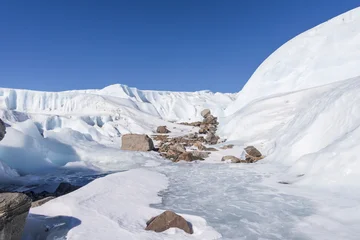 Fotobehang Gletsjer Glacial cavern Antarctica  © Sondre 