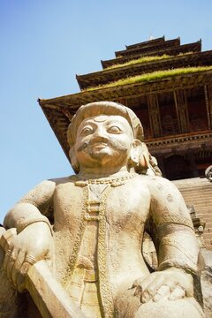 Statue of Nyatapola Temple in Bhaktapur, Nepal