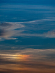 Landschaft bei Sonnenuntergang im herbst