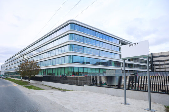Inditex headquarters building exterior and construction site