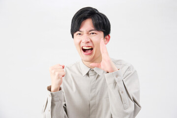 男性　20代　応援　白背景　 左向き