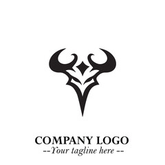 Obraz premium Head of Vampire Logo Symbol in Black on the White Background with Gothic Horror Vector Design