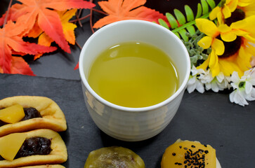 秋の味覚を緑茶でいただく