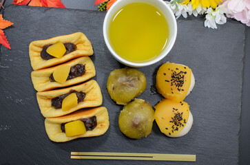 秋の味覚の和菓子をいただく