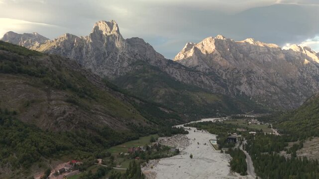 Fly with me along the Albanian mountain scene during Summer and early Autumn season and develop the new Balkan hike trails