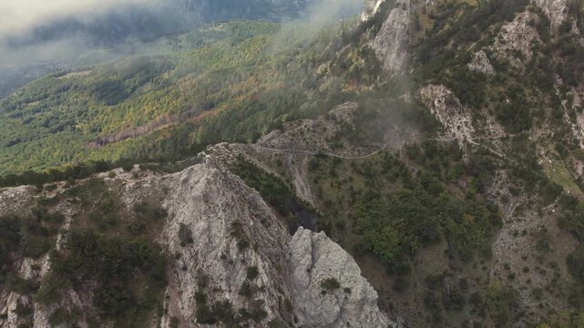 Fly with me along the Albanian mountain scene during Summer and early Autumn season and develop the new Balkan hike trails