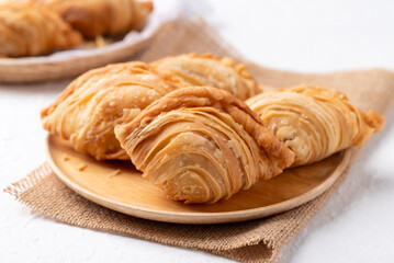 Thai curry puff stuffed with chicken or sweet potatoes 