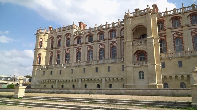 Picturesque video of the Castle of Saint Germain, a former royal palace located in the town of Saint Germain en Laye, the western suburb of Paris, France.