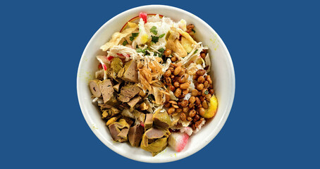a bowl of Cianjur chicken porridge or in indonesian called 