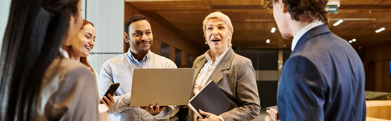 Fototapeta premium Business team collaborates in a modern office space for innovative solutions and ideas