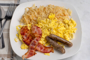scramble eggs  with bacon  and  shredded hash browns