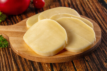Sliced mozzarella cheese for snack