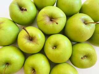 Green apples are slightly more sour than red apples.