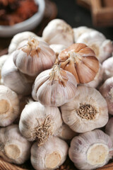 Fresh Shandong Farm Garlic Bulbs and Cloves at Local Farmers Market Display