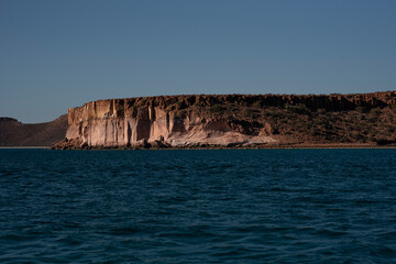 Espiritu Santo y su acantilado