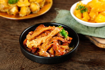 Authentic Fujian Braised Abalone with Cucumber in Golden Sauce - Traditional Chinese Seafood Cuisine