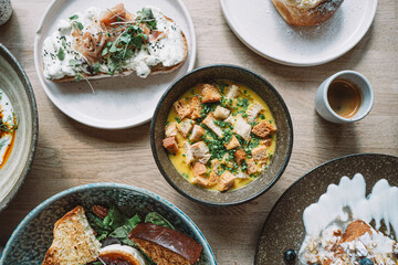 Premium Food Stock Photography – Brunch Plates, Breakfast Bowls, Gourmet Coffee, Latte Art, Pastries, Desserts, Marshmallows, Healthy Meals, Café Lifestyle, Modern Food Styling for Commercial Use