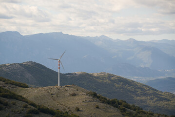 Sustainable energy in the mountain wilderness – wind turbine in the Apennines