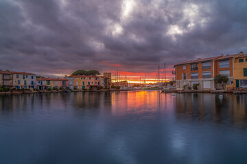 Obraz premium Port Grimaud at sunset