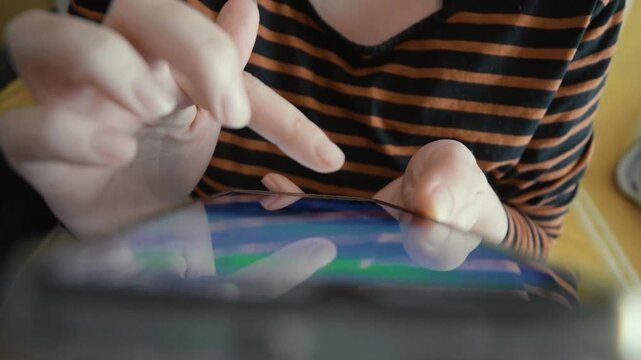Woman endlessly scrolling social media.