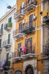 Obraz premium The facade of an old tenement house in Italy. Europe.