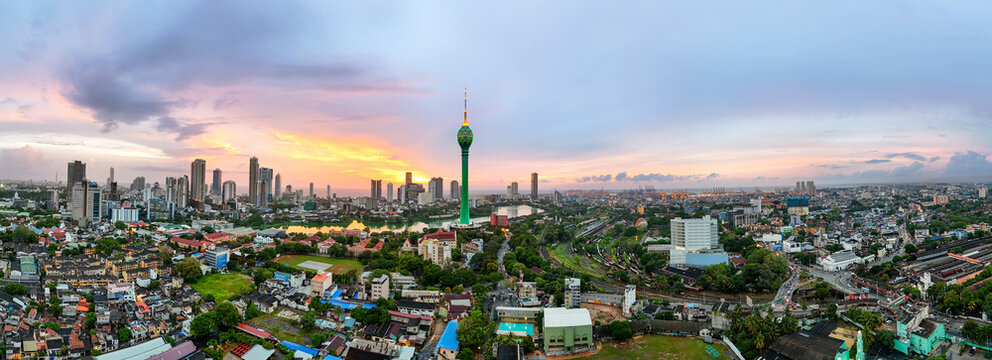 Fototapeta View of the Colombo city skyline