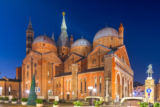 Padua, Italy at the Basilica of Saint Anthony of Padua 1062