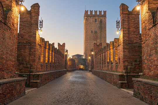 Castelvecchio Bridge over the Adige River in Verona, Italy at dawn. 1065