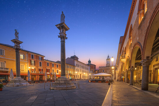 Ravenna, Italy at Piazza del Popolo with the Venetian Columns 1028