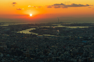 Naklejka premium 日本の都市風景 大阪府大阪市 夕暮れのあべのハルカスからの眺望