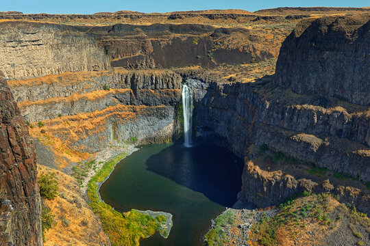 View of Palouse Falls in Eastern Washington - Powered by Adobe
