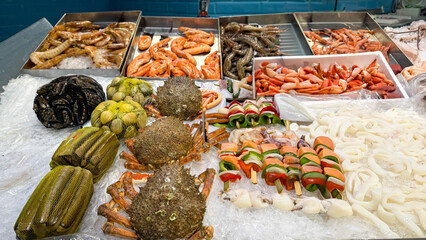 Icy seafood abundance, vibrant crustaceans and mollusks, savory ocean bounty dreams, ideal for Lunar New Year feasts, Poseidon's buffet