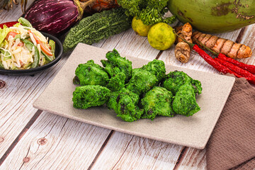 Indian green chicken mint tikka