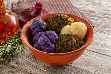 Steamed Colorful raw organic cauliflower cabbage