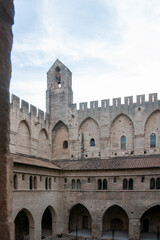 Citta' di Avignone, il suo fiume e i i suoi monumenti