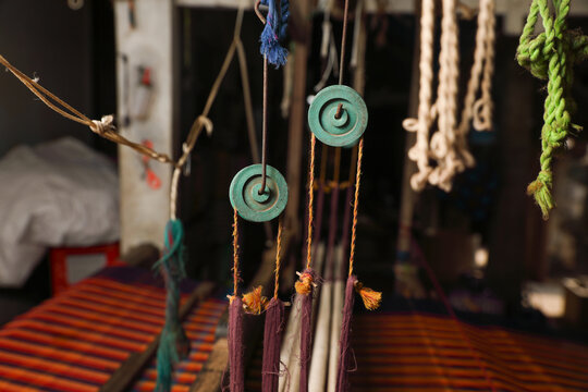 Indian traditional handloom pulley or warp pulley	
