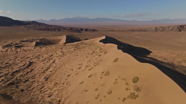 Singing Dunes - Altyn Emel  (Kazachstan) | Drone 