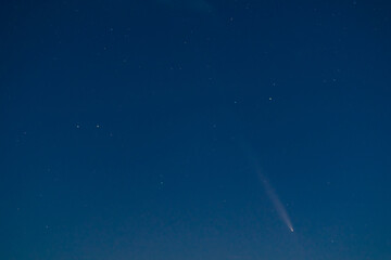 Stunning Astronomical Capture: Bright Comet C/2023 A3 (Tsuchinshan&ndash;ATLAS) Shines in the Deep Black Sky, Featuring Star Fields and the Comet's Tail