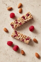 Barretta di cereali con lamponi e mandorle.