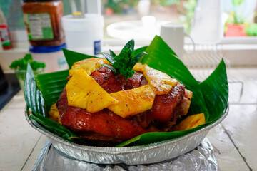 Ham with pineapple for New Year's Eve