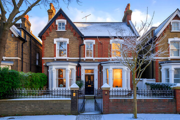 London's Kensington neighborhood in the winter.